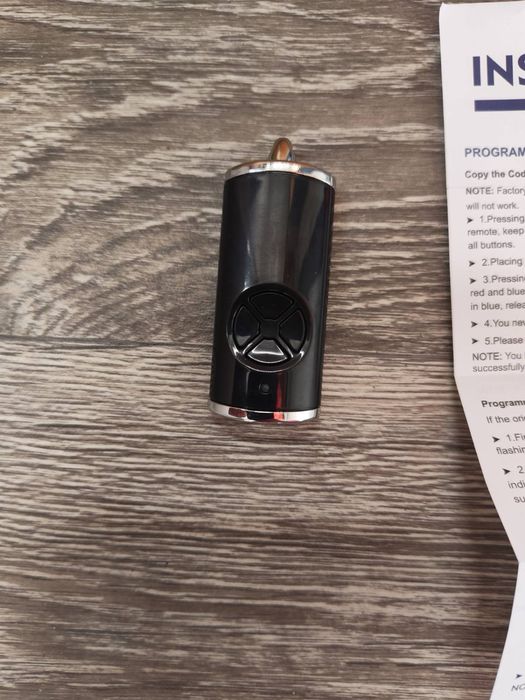 Дистанционно управление за гаражни врати или порти