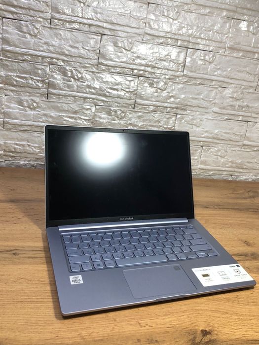 Asus VivoBook i5-10