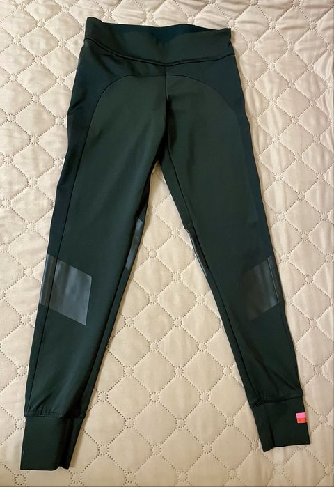 Stella McCartney&Nike клинове за спорт