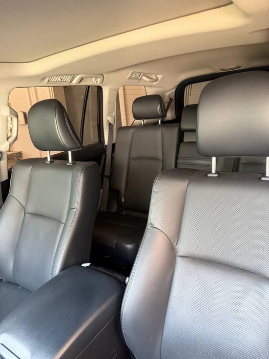 Land cruser prado 150