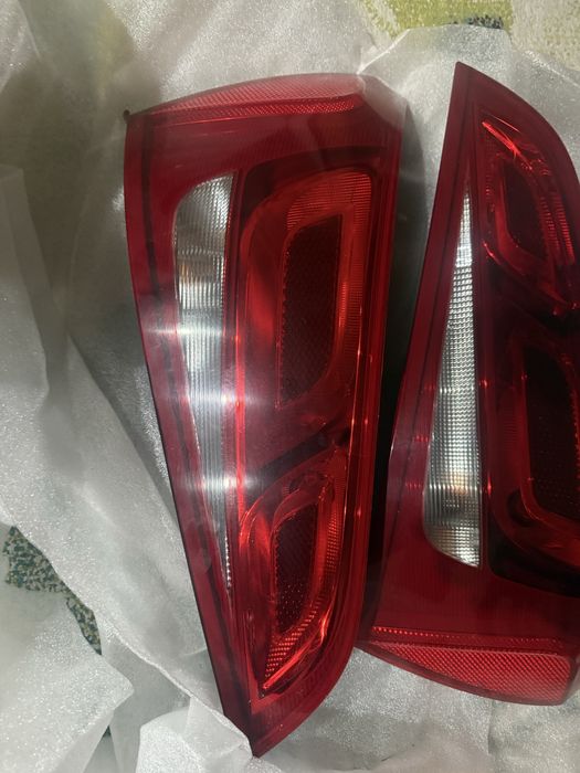 Stopuri Audi Q5 2011