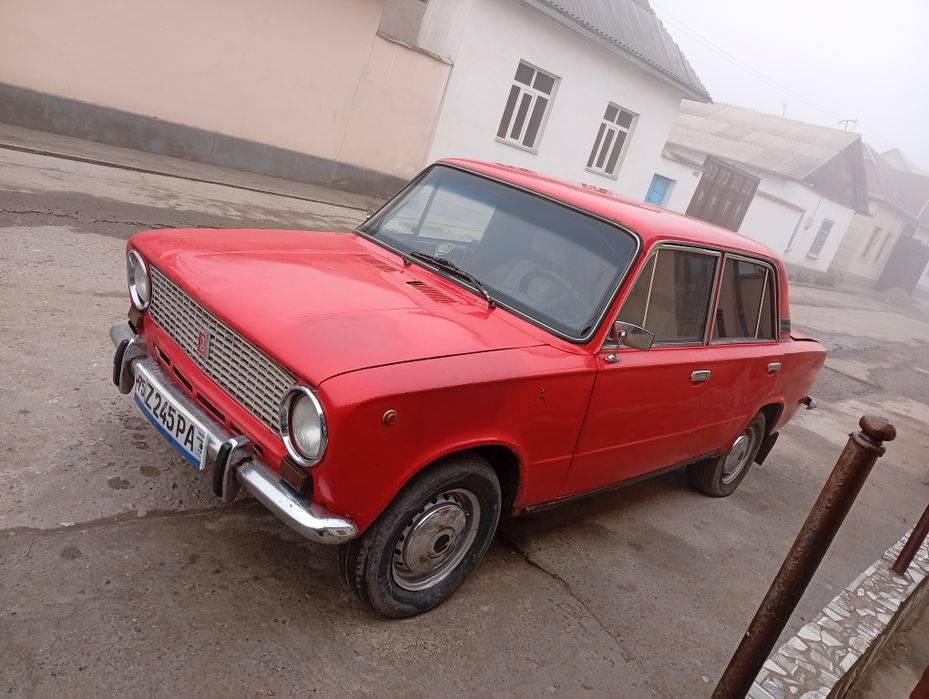 Jiguli 011 yili 1983 metan gaz narxi 12 mln kelishimiz