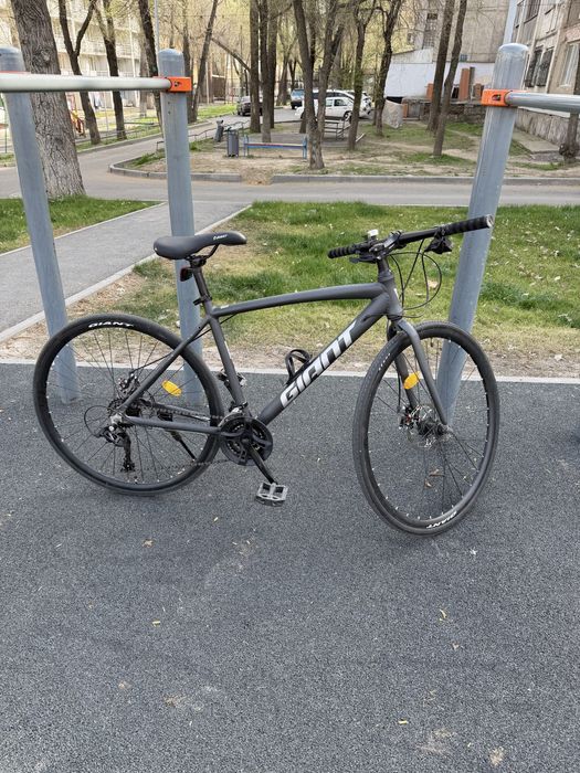 Продам велосипед Giant escape 1