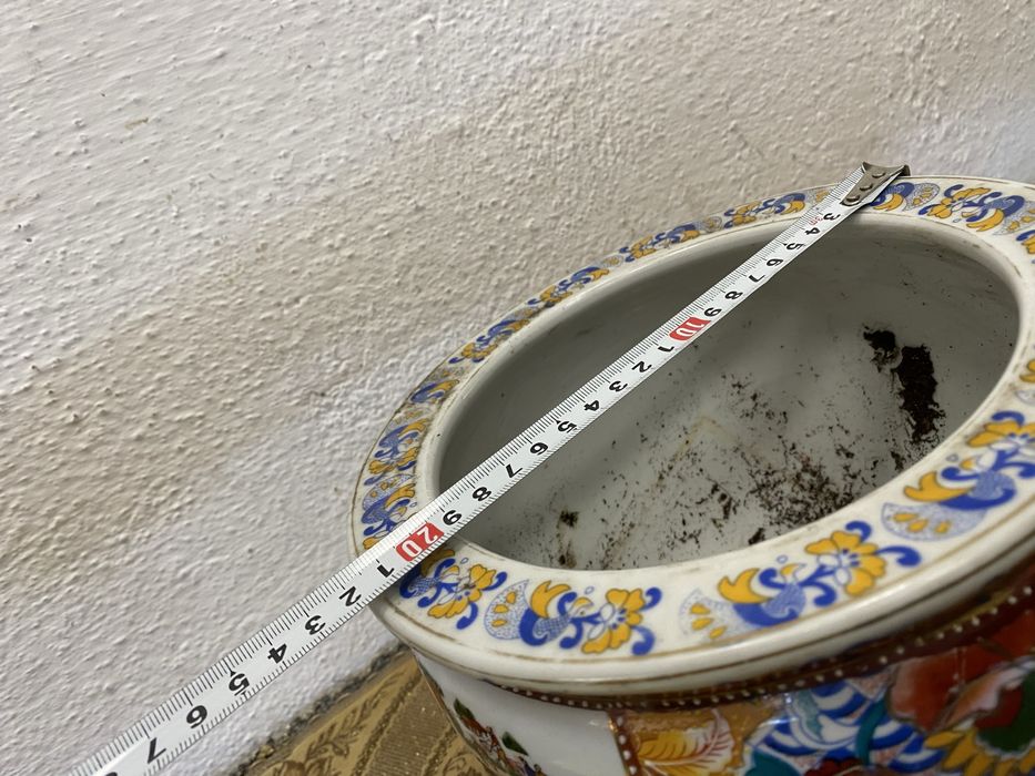 Китайска порцеланова кашпа с маркировка