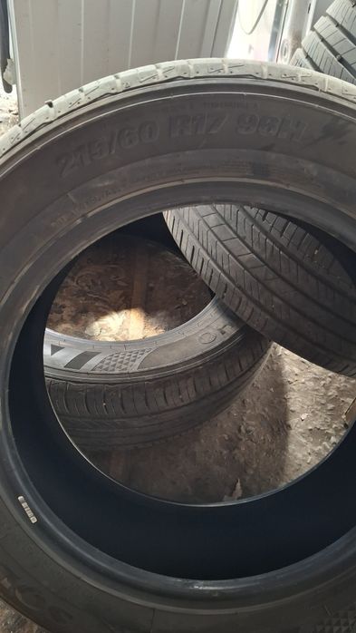 Шины летние 215/60.  17