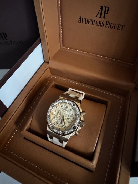 Дамски часовник Audemars piguet