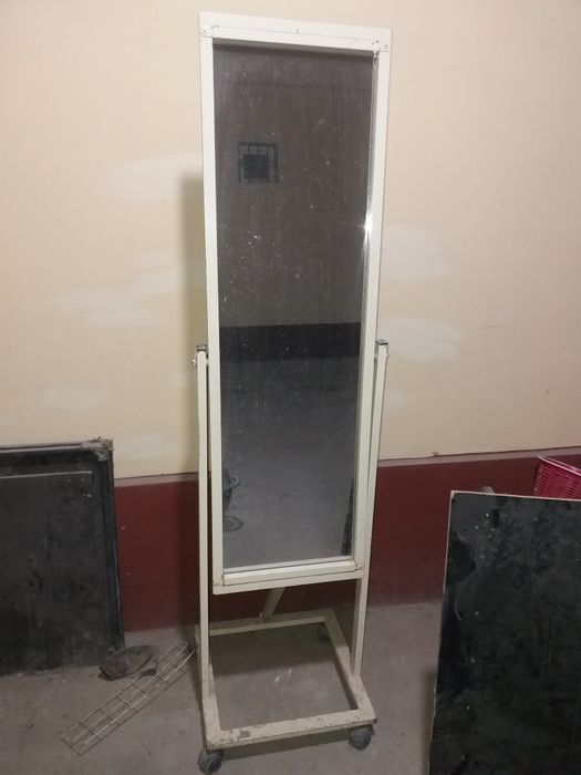 yuz koradigan kotta oyna