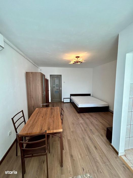 Garsonieră de închiriat, Bd. Independenței – Zona RFN