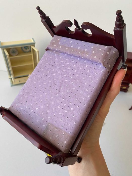 Мебели за кукленска къща, миниатюри