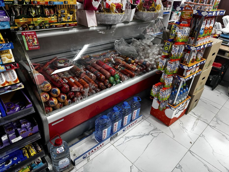 холодильник витринный