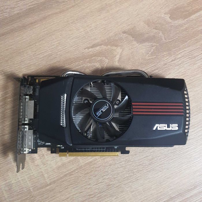 Placa video ASUS nVidia GeForce GTX560 1GD5