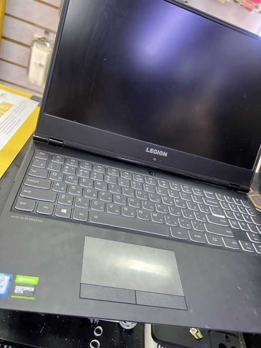 Lenova legion y530