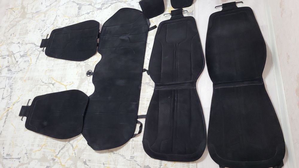 Универсальный чехол для авто