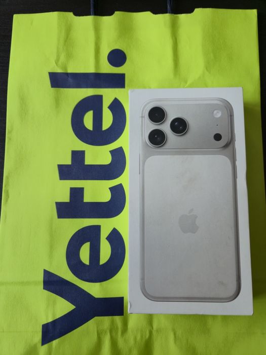iPhone 17 Pro Max Запечатан! Гаранция Yettel до 2 юли 2029г.