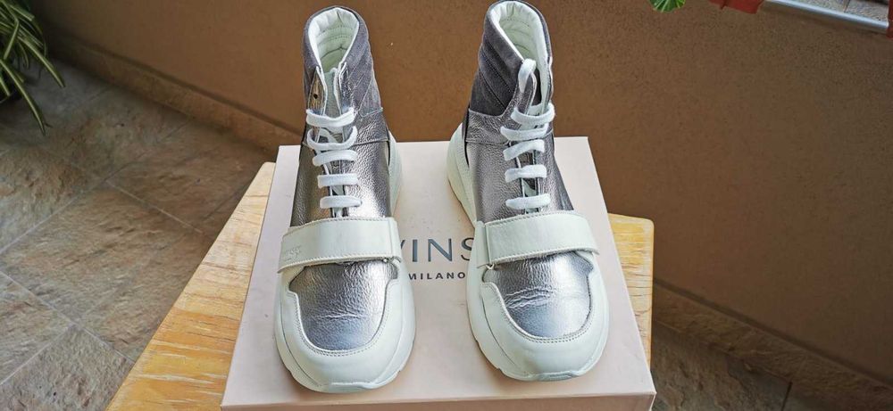 Оригинални маркови дамски маратонки / сникърси TWINSET - 40 номер