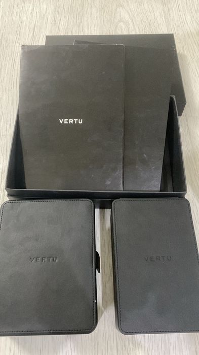 VERTU  жаңа ұсталмаған