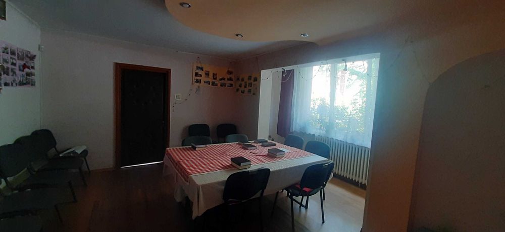 De inchiriat apartament cu doua camere, spatiu pentru birou