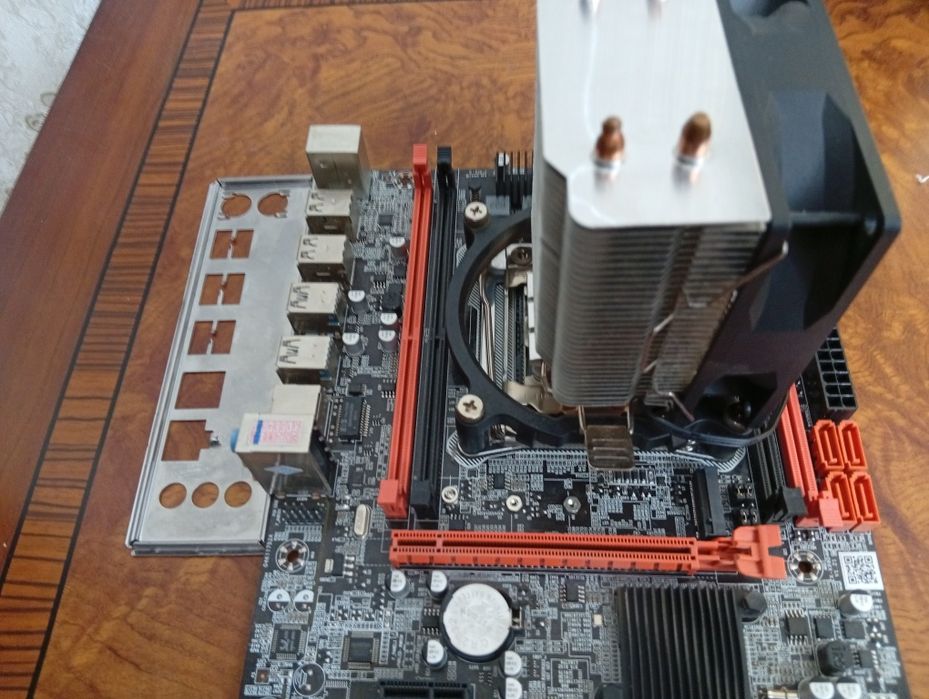 X99+Xeon E5-2640 v4+RGB Cooler