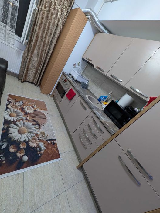 Apartament 3 camere Rezidential 9 Mai  Ploiesti ,Bloc nou