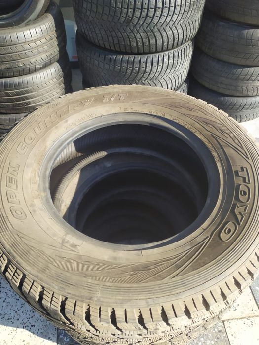 Шина на внедорожник