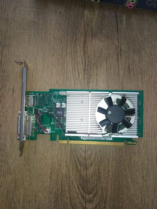 GT 1030 2gb GDDR5