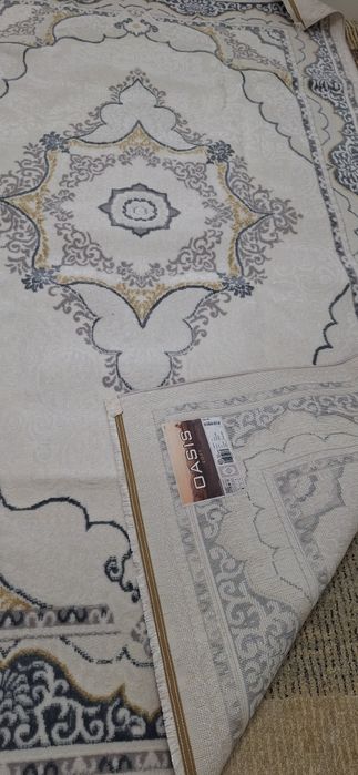 Килем сатылады жана .