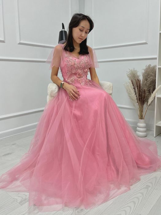 Вечерние платья