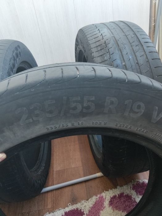 Продаётся летние шины Continental R19 235/55