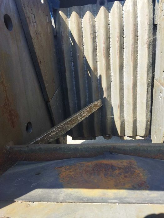 Работна плоча за руска челюстна трошачка 600 х 900