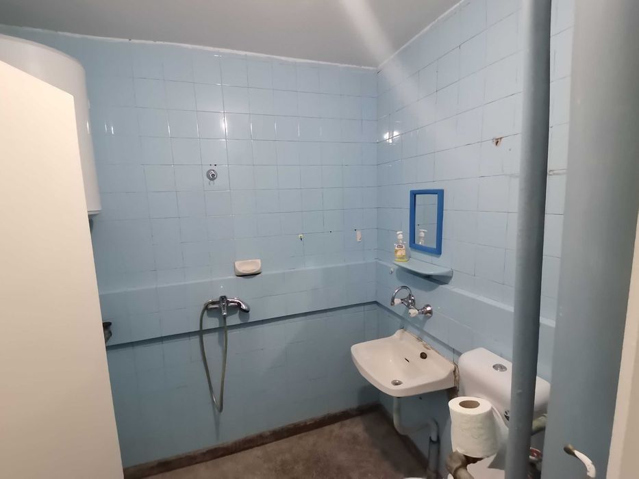 Дава се под наем Двустаен апартамент в Бургас, Славейков - 55 кв.м за 255 € - Снимка #4