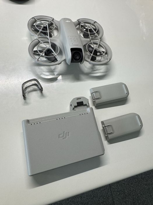 Drona DJI neo + 3 baterii si charging hub