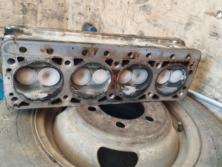 Продам головку газель