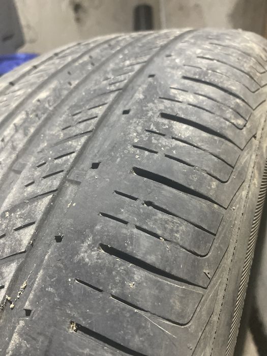 Продам покрышку шина R 18