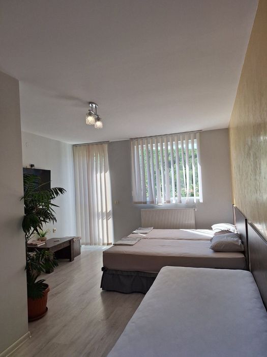 Продава къща в с. Ощава, общ. Сандански