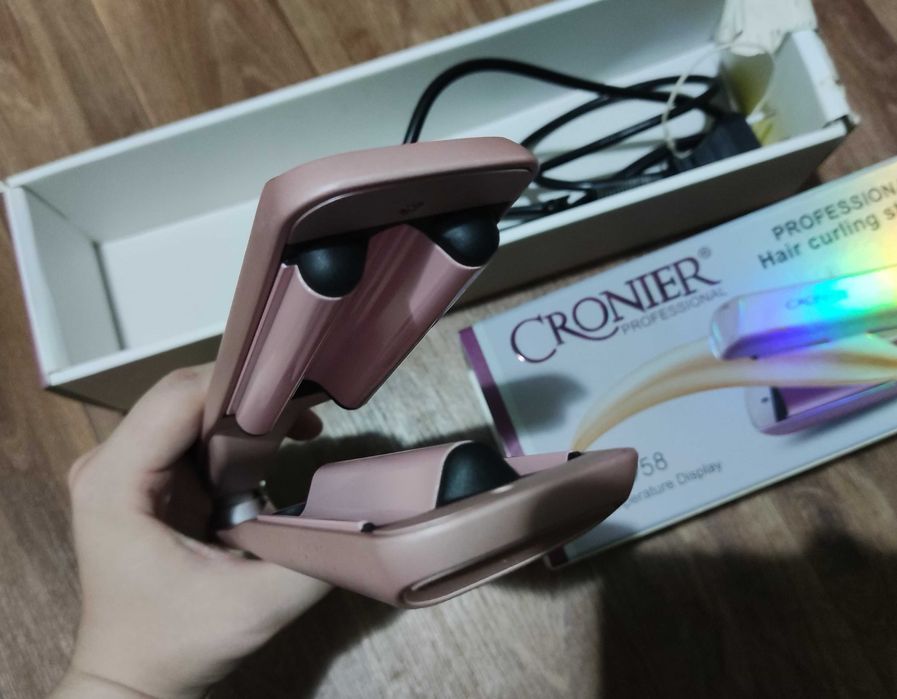 Утюжок Cronier CR-958