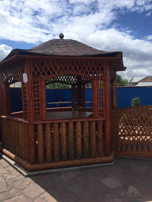 Беседка из дерева