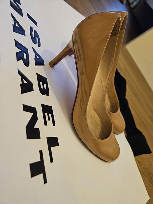 Christian Louboutin токчета