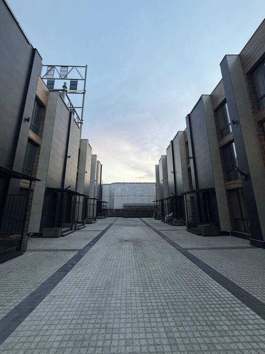 Таунхаус 237 м² в ЖК Tiara Residence | 3 этажа | Паркинг