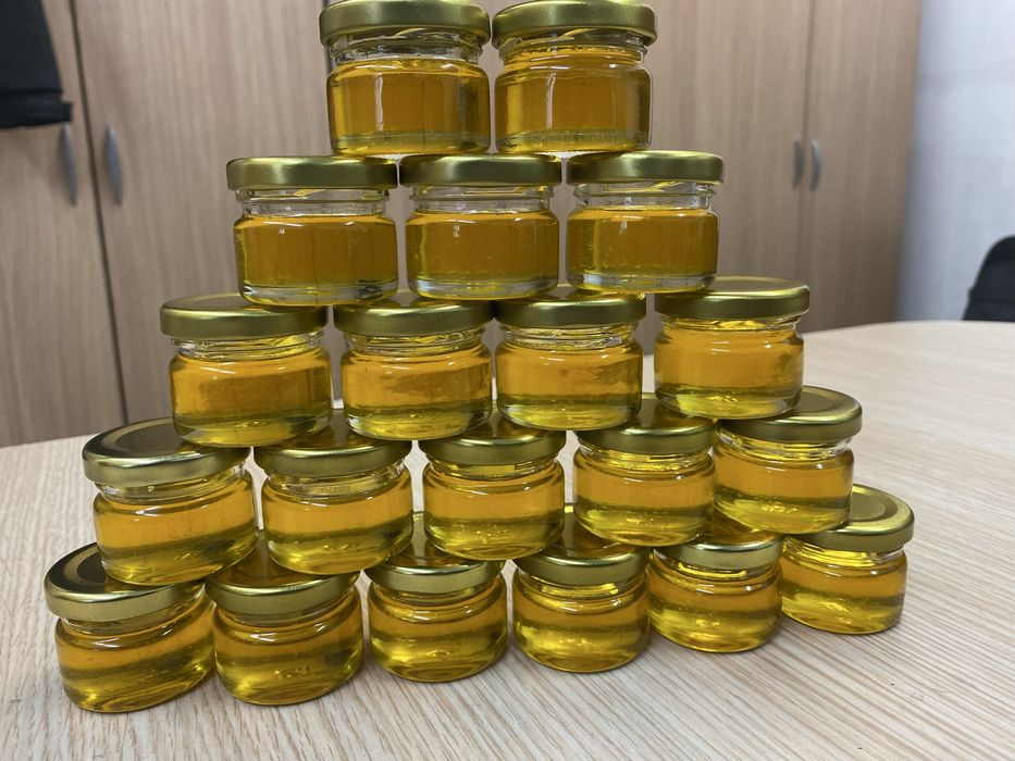 Бурканчета пълни с мед 25 мл. за подаръци-0,90 лв/бр.