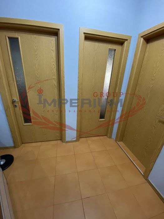 Дава се под наем Двустаен апартамент в Варна, Левски - 74 кв.м за 535.5 € - Снимка #3