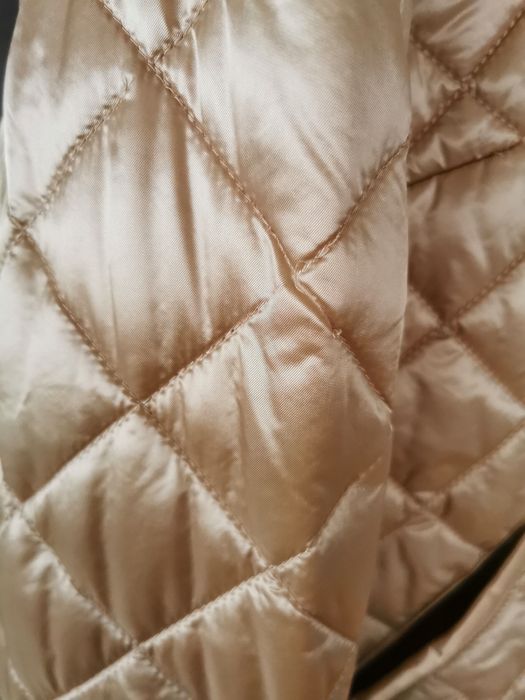 Яке в топло бежово Betty Barclay