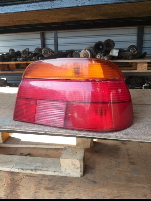 BMW 5 e39 95-00 год фонарь задний правый б/у оригинал