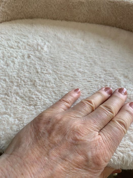 Новый лежак для кошки