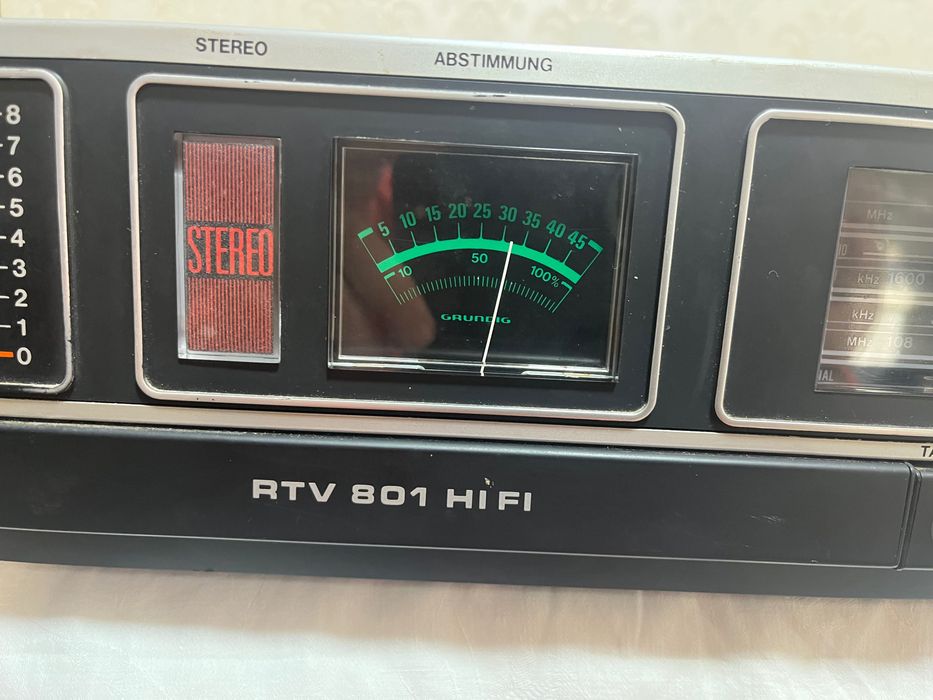 Vintige ampituner., statie Grundig RTV 801 HI-FI