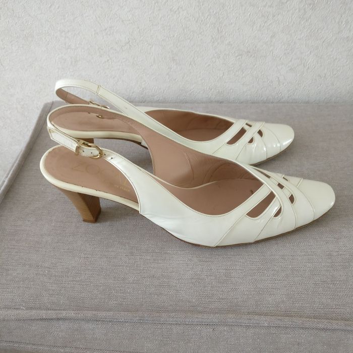 Продаю туфельки.