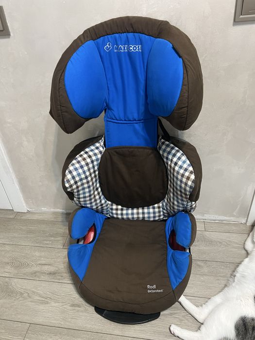 Автокресло MAXI COSI