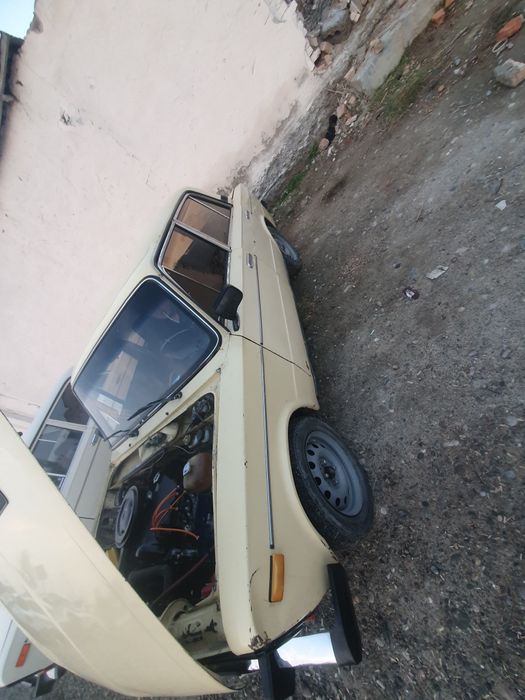 Sotiladi vaz 2106 malumotlar rasmda