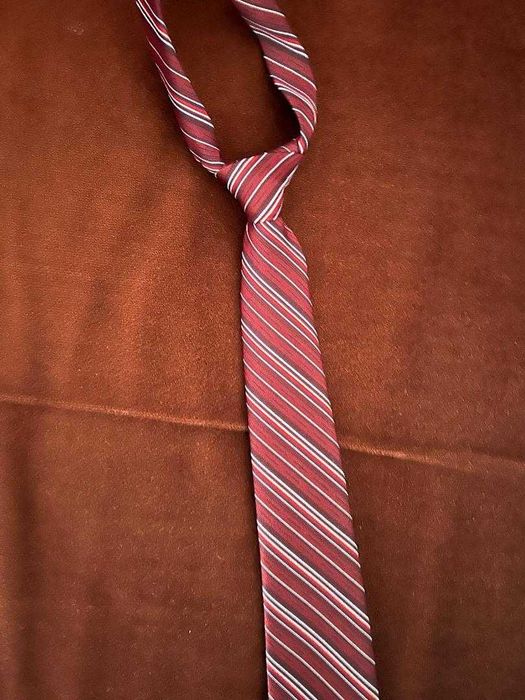 Продавам луксозни вратовръзки по 20 евро едната