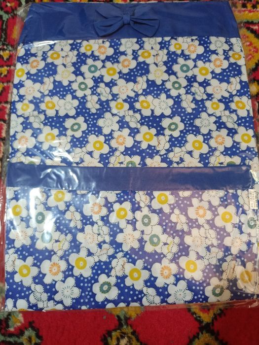 Продам фартуки (3 разных цвета