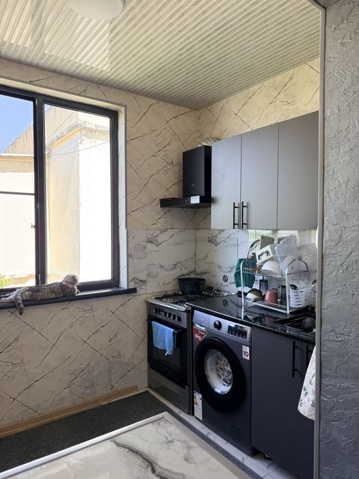 кв сотилади. продается своя квартира